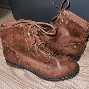 Women’s ankle boots